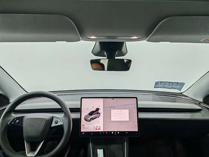 Photo 7 - Tesla Model Y