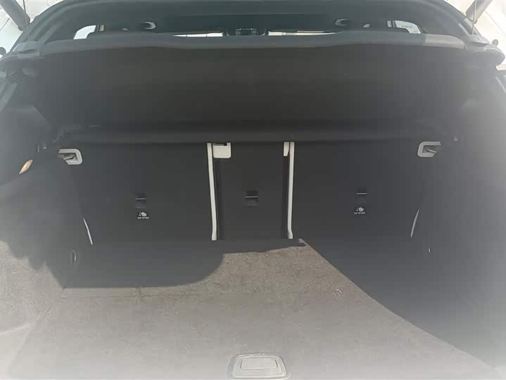 Фото 4 - Mercedes-Benz EQA