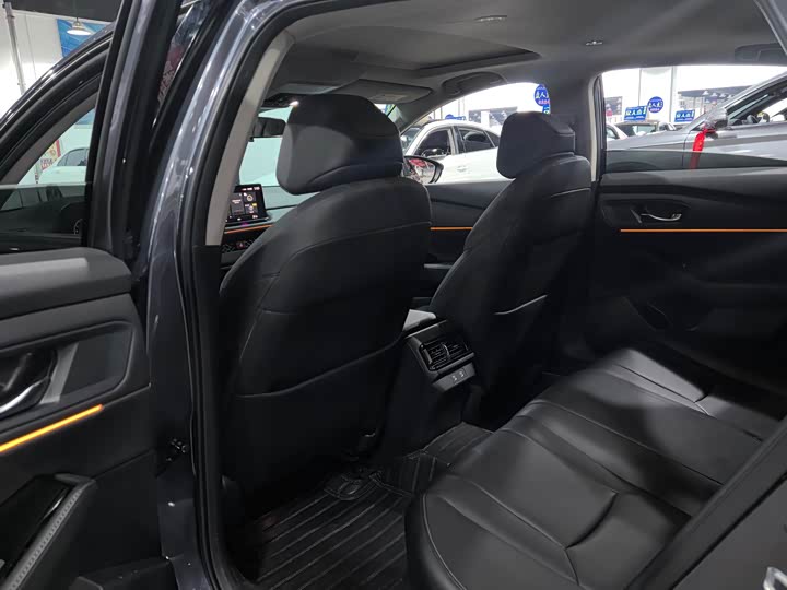 Photo 8 - Honda Accord