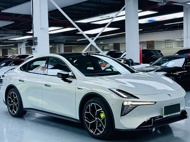 Фото 3 - Changan Deepal L06