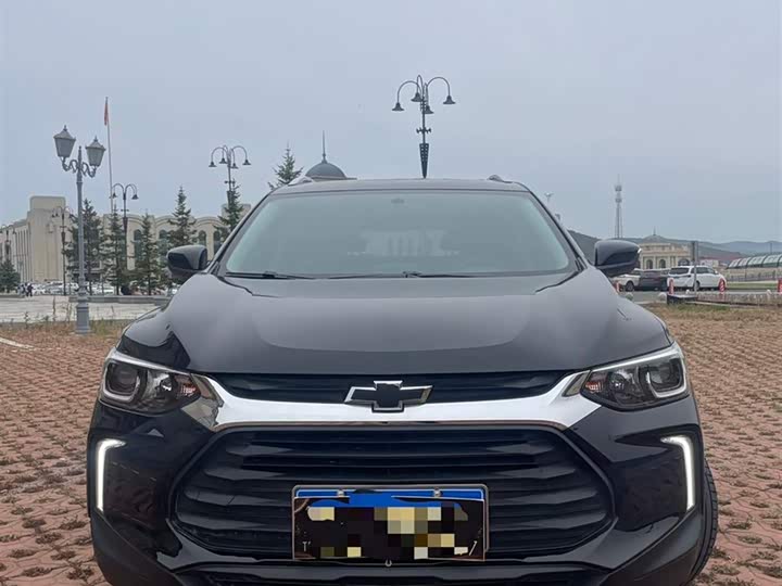 Фото 2 - Chevrolet Tracker