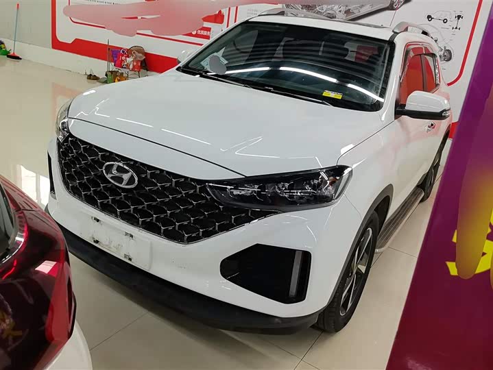 Photo 1 - Hyundai ix35 (Mufasa)