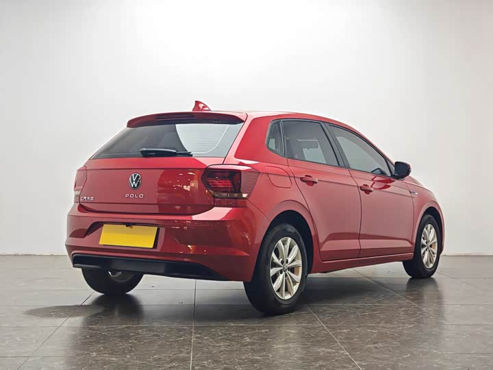 Фото 3 - Volkswagen Polo