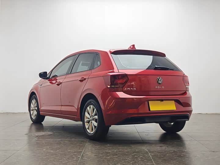 Фото 4 - Volkswagen Polo