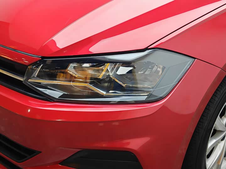 Фото 8 - Volkswagen Polo