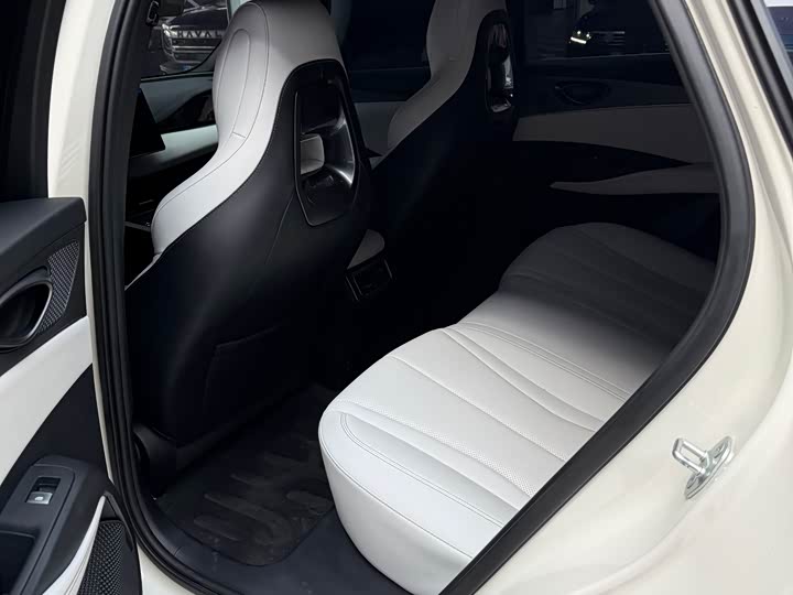 Фото 5 - BYD Seal 06 Hybrid/EV