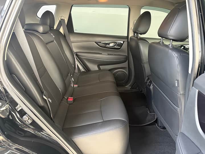 Фото 4 - Nissan X-Trail