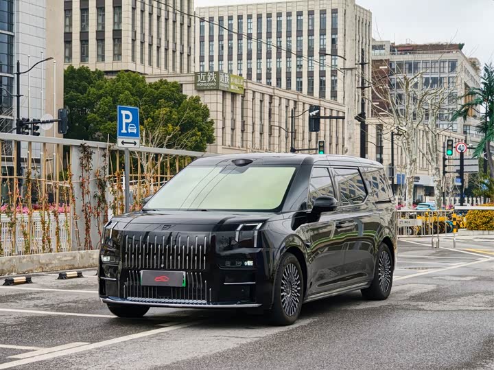 Фото 1 - Zeekr 009