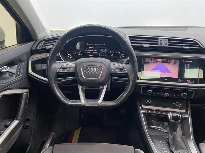 Фото 3 - Audi Q3