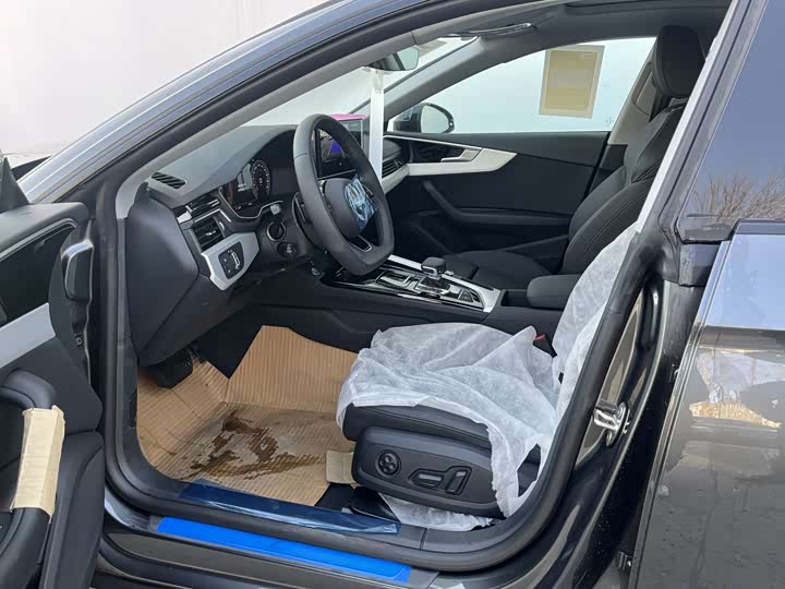 Фото 7 - Audi A5