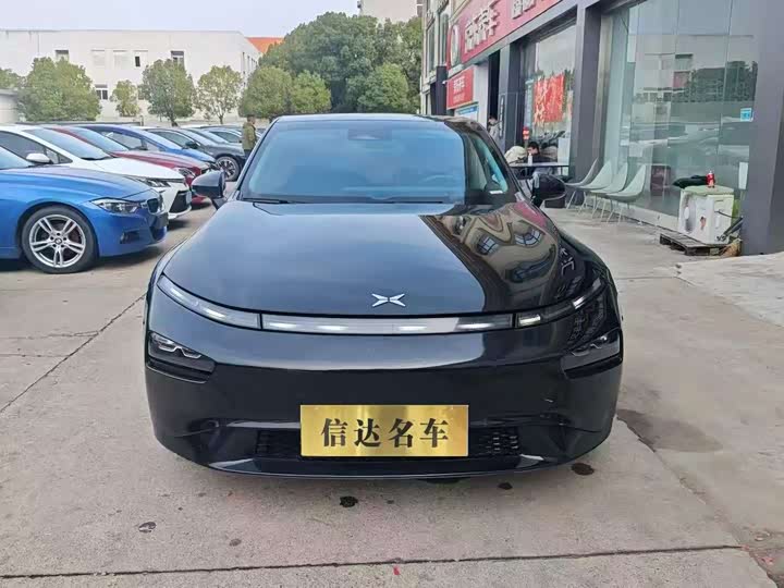 Фото 2 - XPeng P7