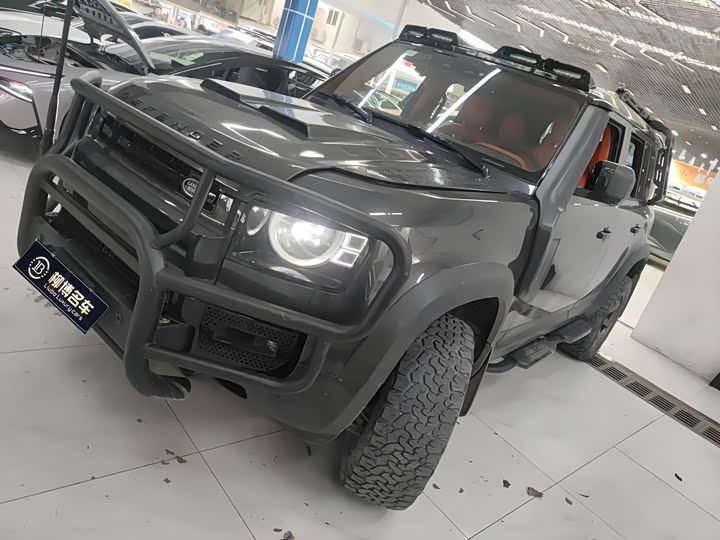 Фото 1 - Land Rover Defender