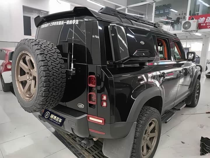 Фото 2 - Land Rover Defender