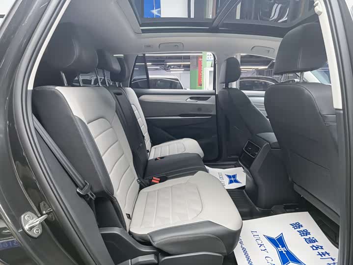 Фото 9 - Volkswagen Tavendor