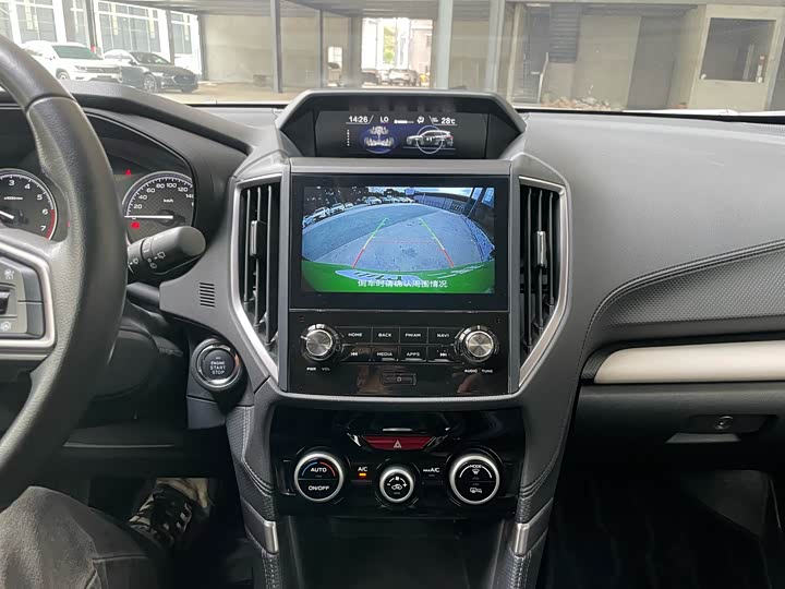 Фото 9 - Subaru Forester