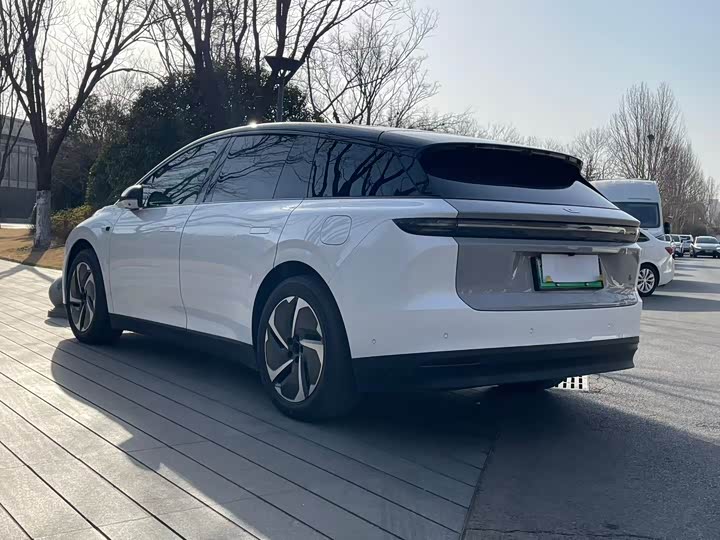 Фото 7 - LiXiang i6