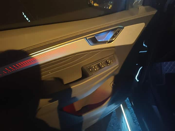 Photo 7 - Volkswagen Talagon