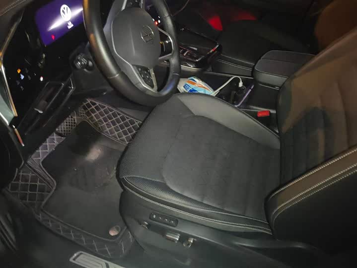 Photo 9 - Volkswagen Talagon