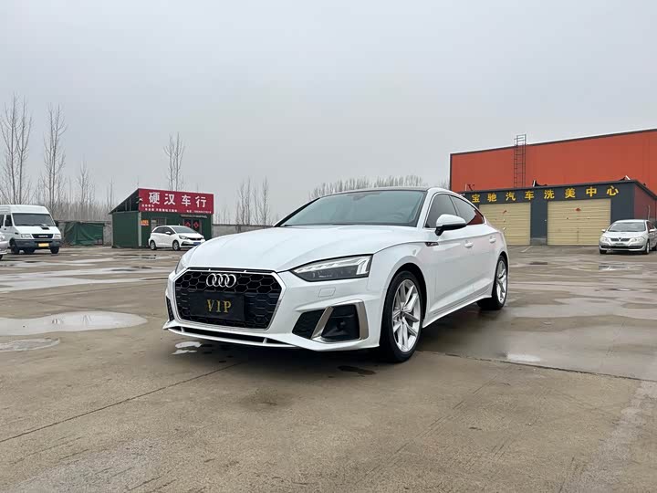 Фото 1 - Audi A5