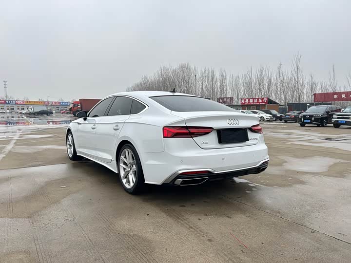 Фото 4 - Audi A5