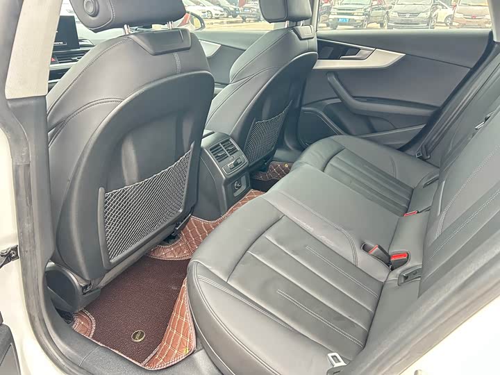 Фото 8 - Audi A5