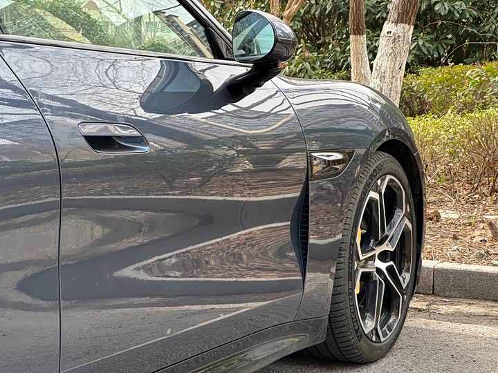 Фото 6 - Xiaomi SU7