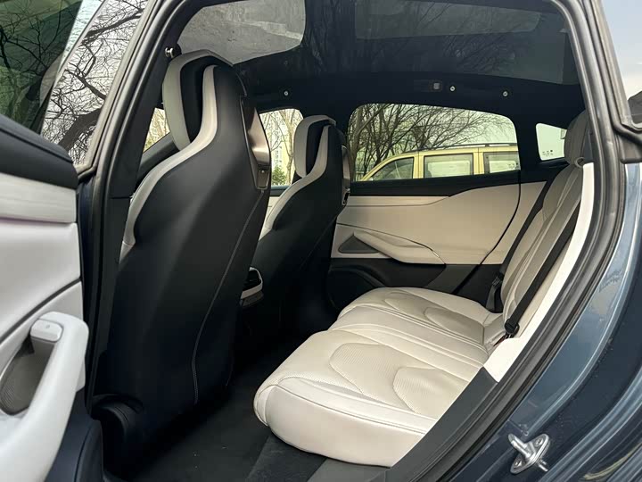 Фото 7 - Xiaomi SU7