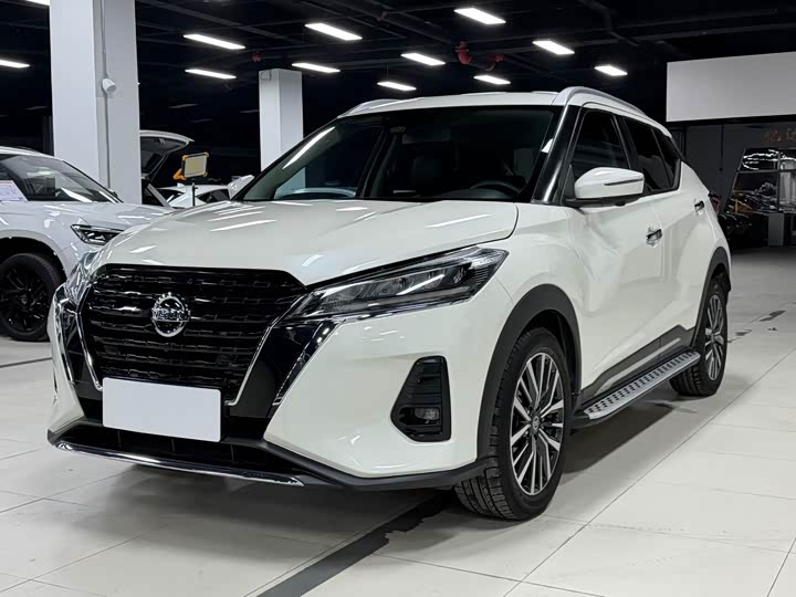 Photo 1 - Nissan Kicks