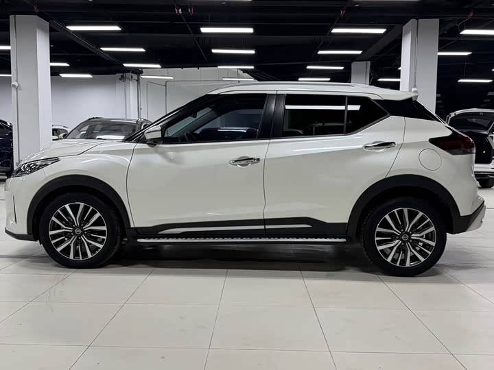Photo 8 - Nissan Kicks