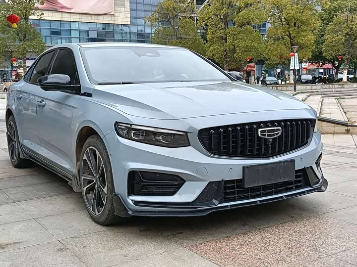 Фото 3 - Geely Preface