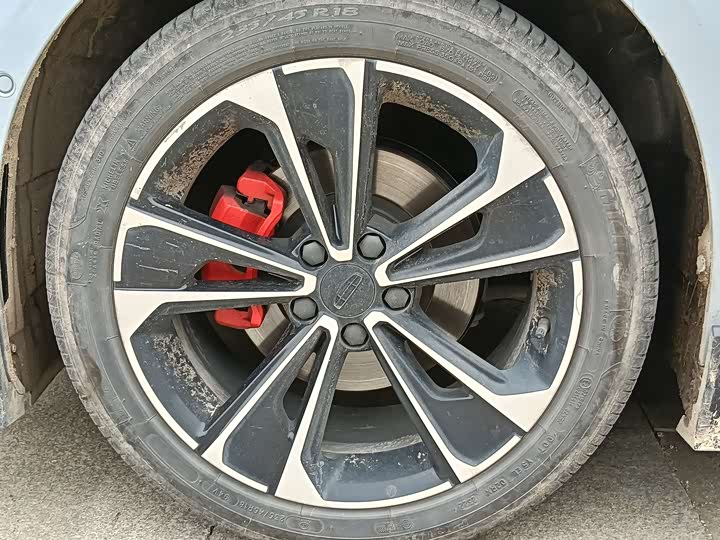 Фото 5 - Geely Preface