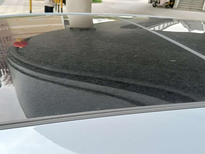 Фото 6 - Geely Preface