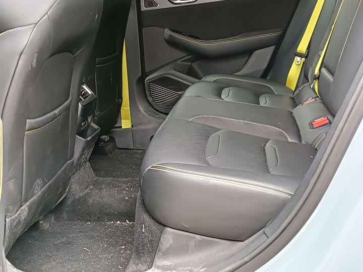 Фото 9 - Geely Preface