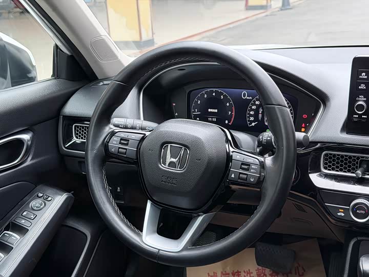 Фото 4 - Honda Civic