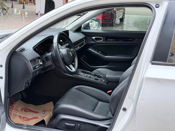 Фото 7 - Honda Civic