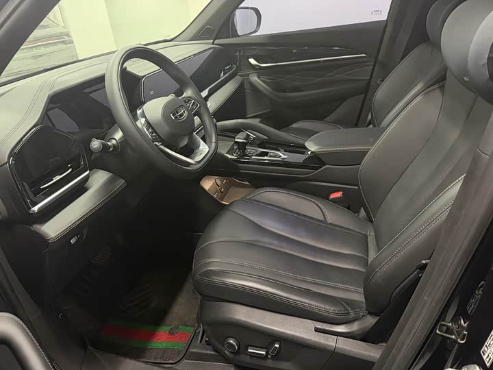 Фото 5 - Geely Monjaro