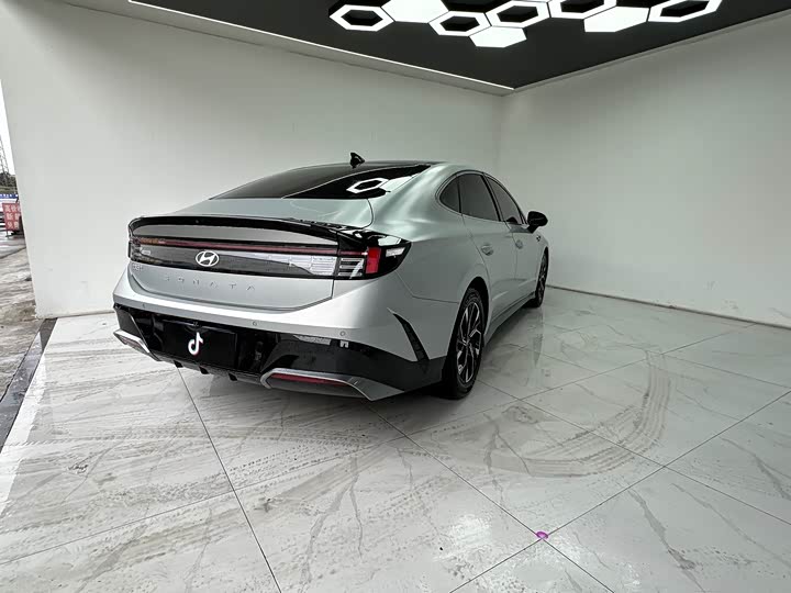 Фото 9 - Hyundai Sonata N Line