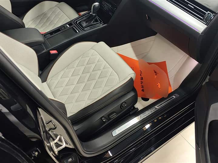 Фото 8 - Volkswagen Magotan