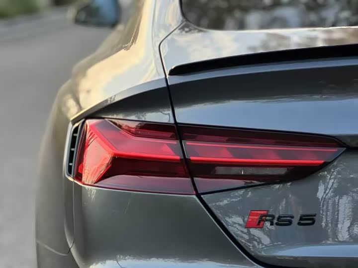Фото 5 - Audi RS 5