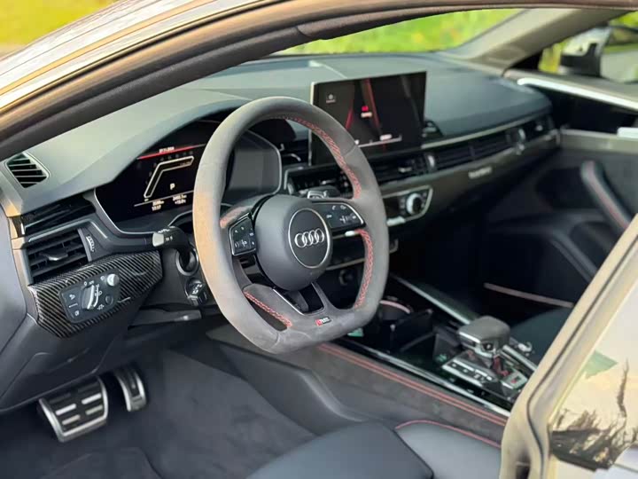 Фото 8 - Audi RS 5