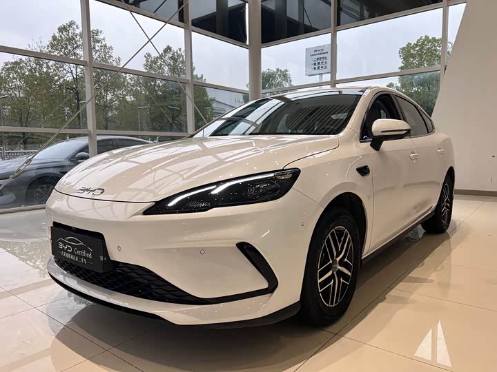 Фото 1 - BYD Seal 05 DM-i Hybrid