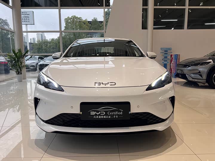 Фото 2 - BYD Seal 05 DM-i Hybrid