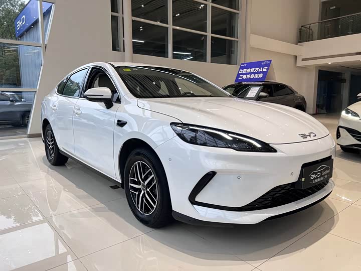 Фото 3 - BYD Seal 05 DM-i Hybrid