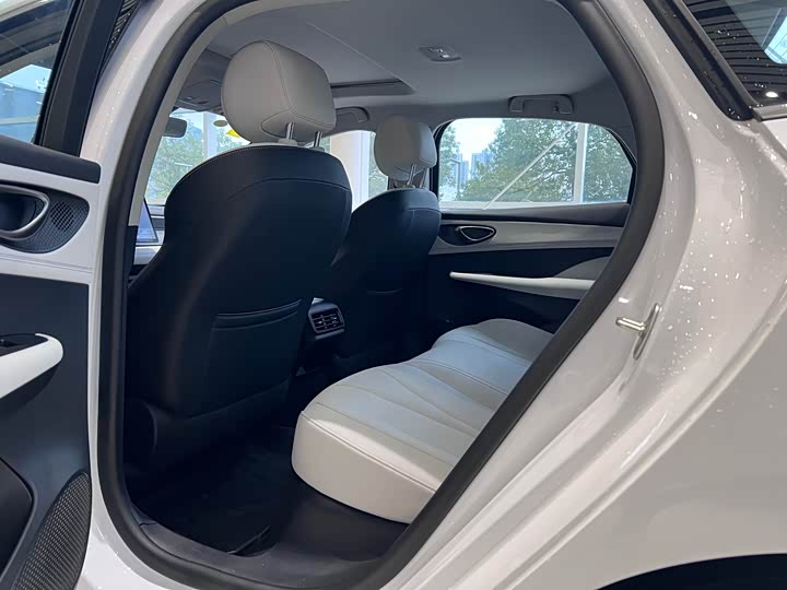 Фото 5 - BYD Seal 05 DM-i Hybrid