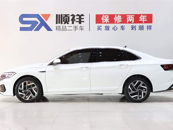 Фото 4 - Volkswagen Sagitar L