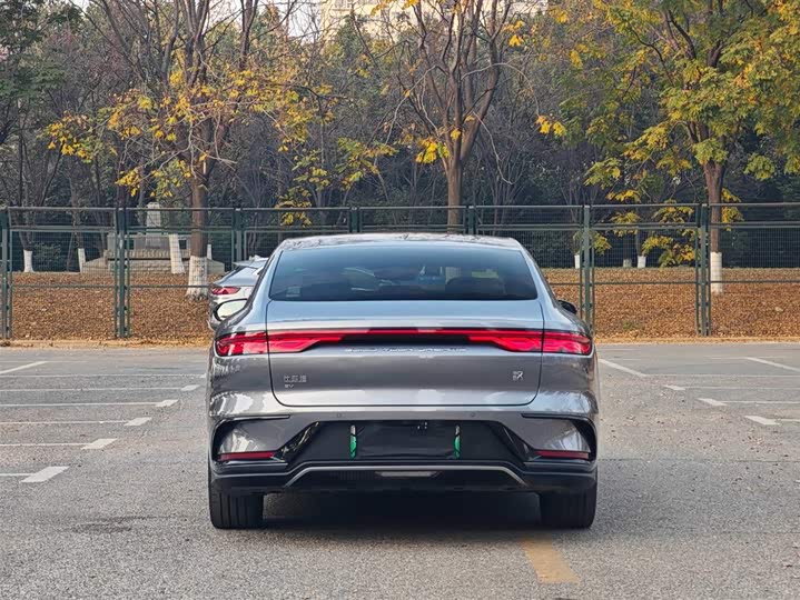 Фото 5 - BYD Han