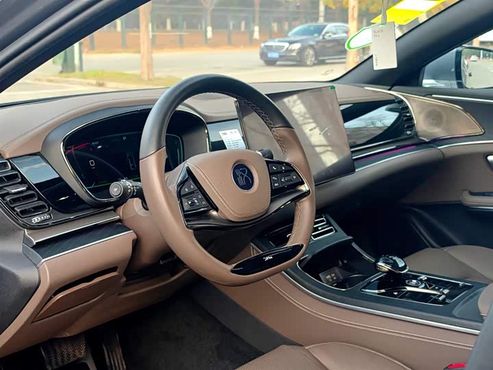 Фото 7 - BYD Han