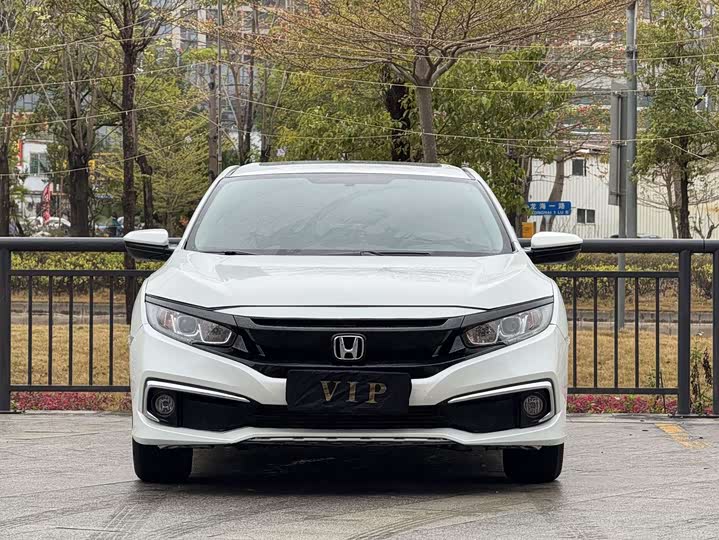 Фото 2 - Honda Civic