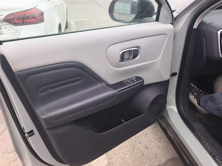 Фото 7 - Leapmotor B10