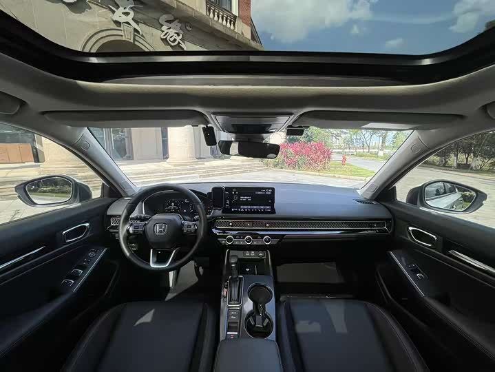 Фото 6 - Honda Civic